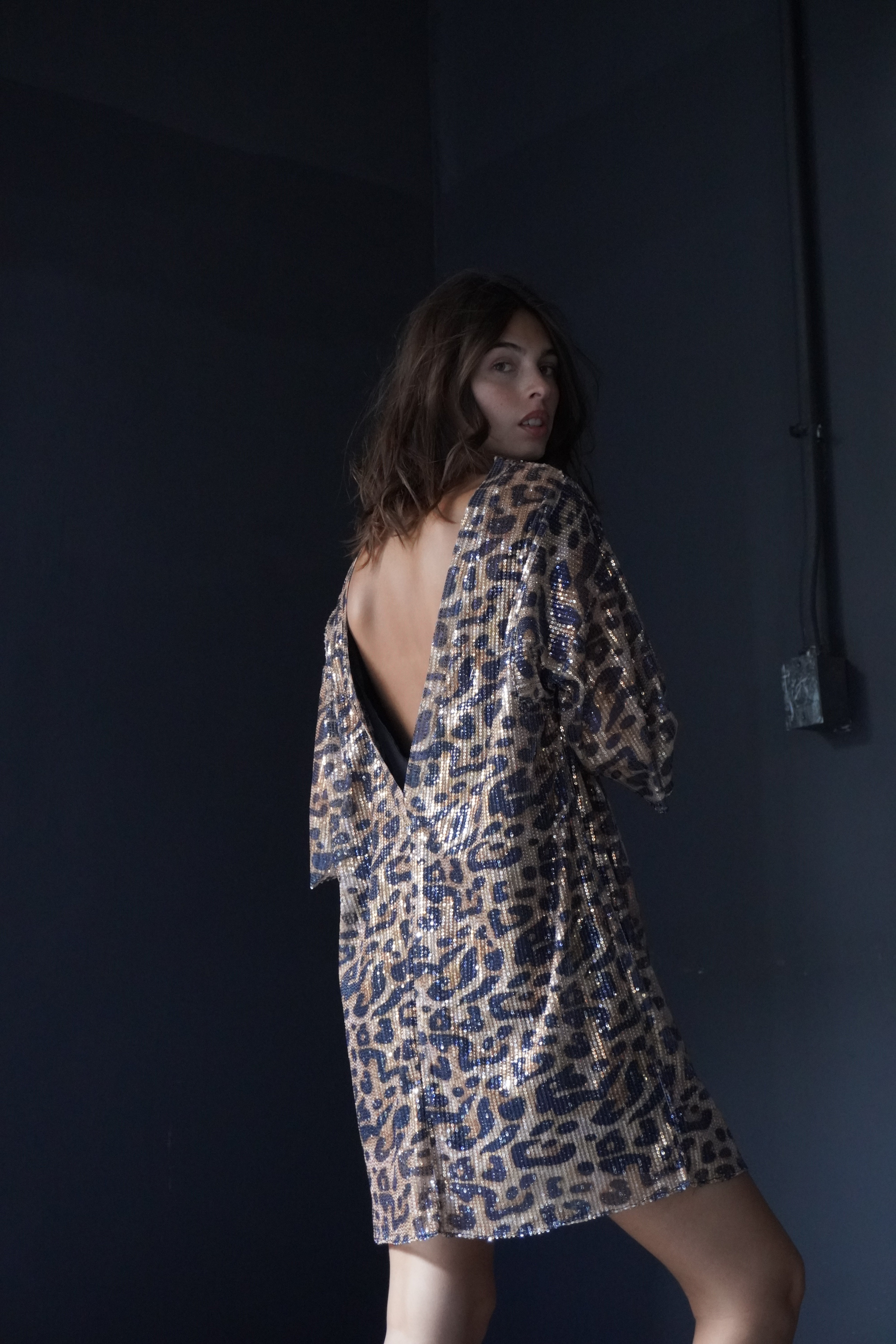 Vestido brillo animal print