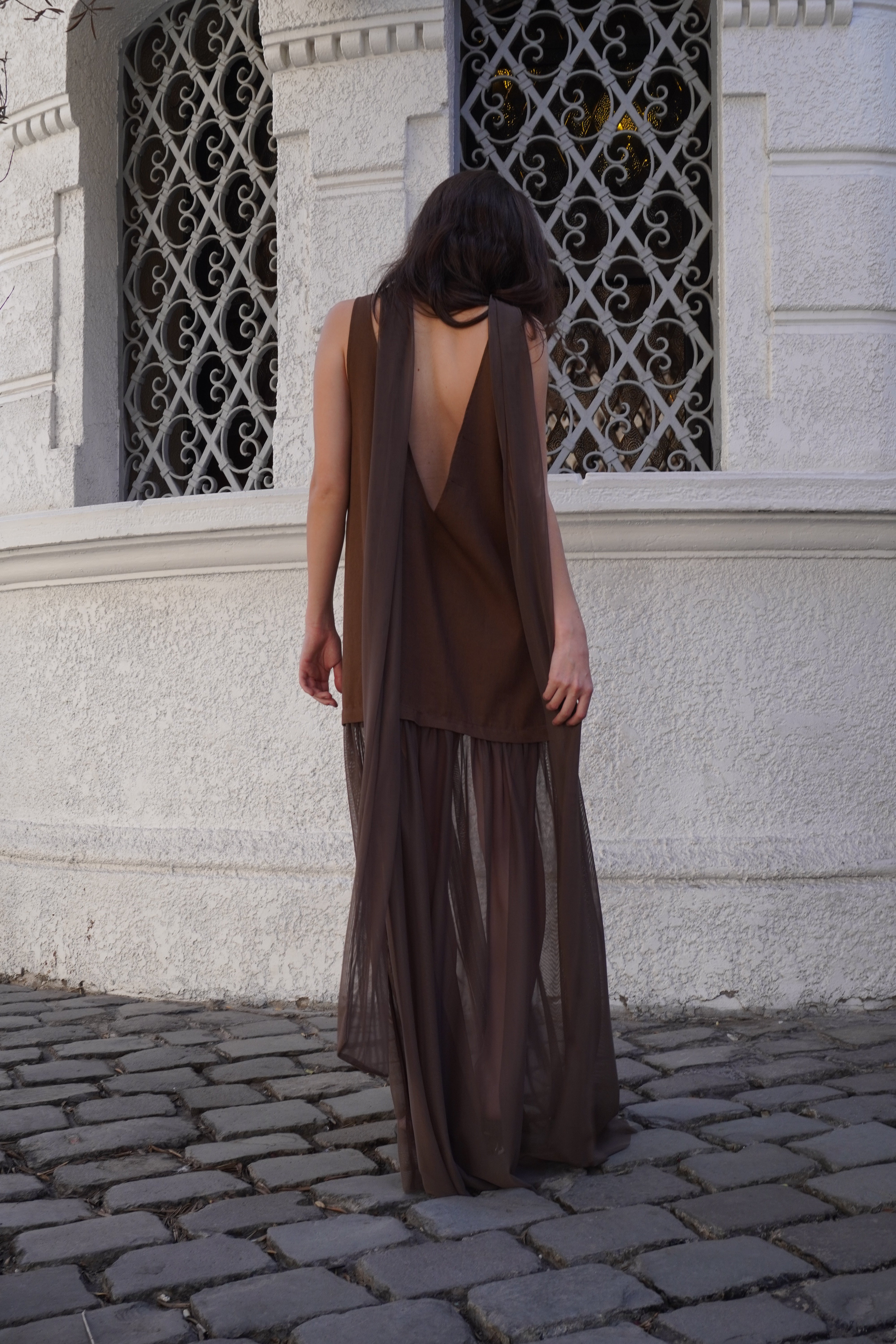 Vestido lino bajo transparencia