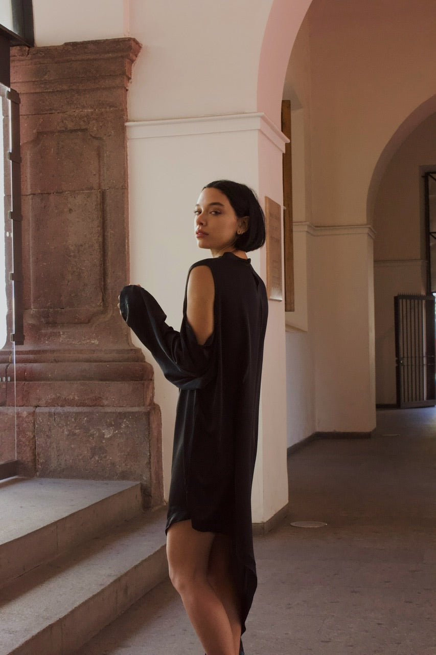 Vestido asimétrico satin