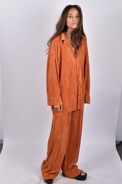 Camisa plisada naranja